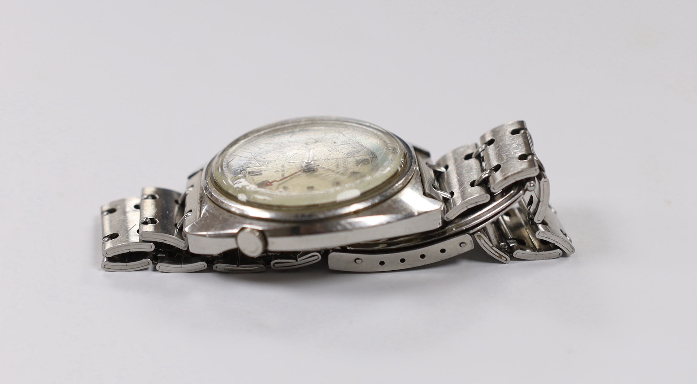A gentleman's late 1960's stainless steel Seiko automatic World Time wrist watch, on a stainless steel Seiko bracelet, case diameter 40mm, no box or papers.